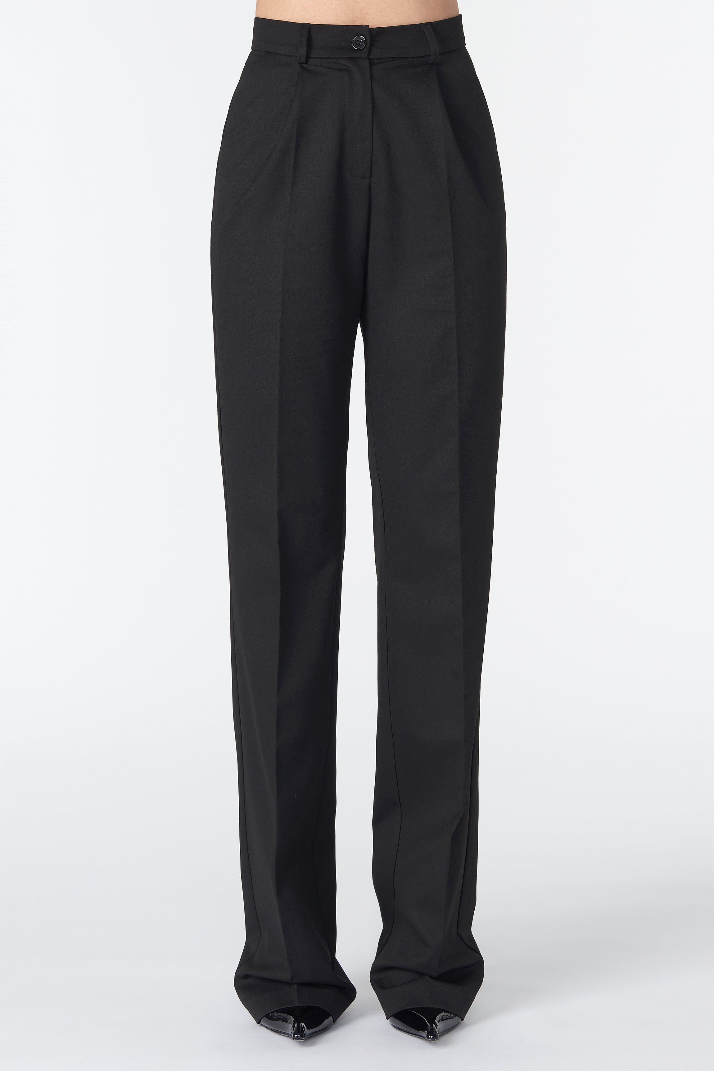 Front view of Corja Black Suit Pants featuring a tailored fit and sleek design.